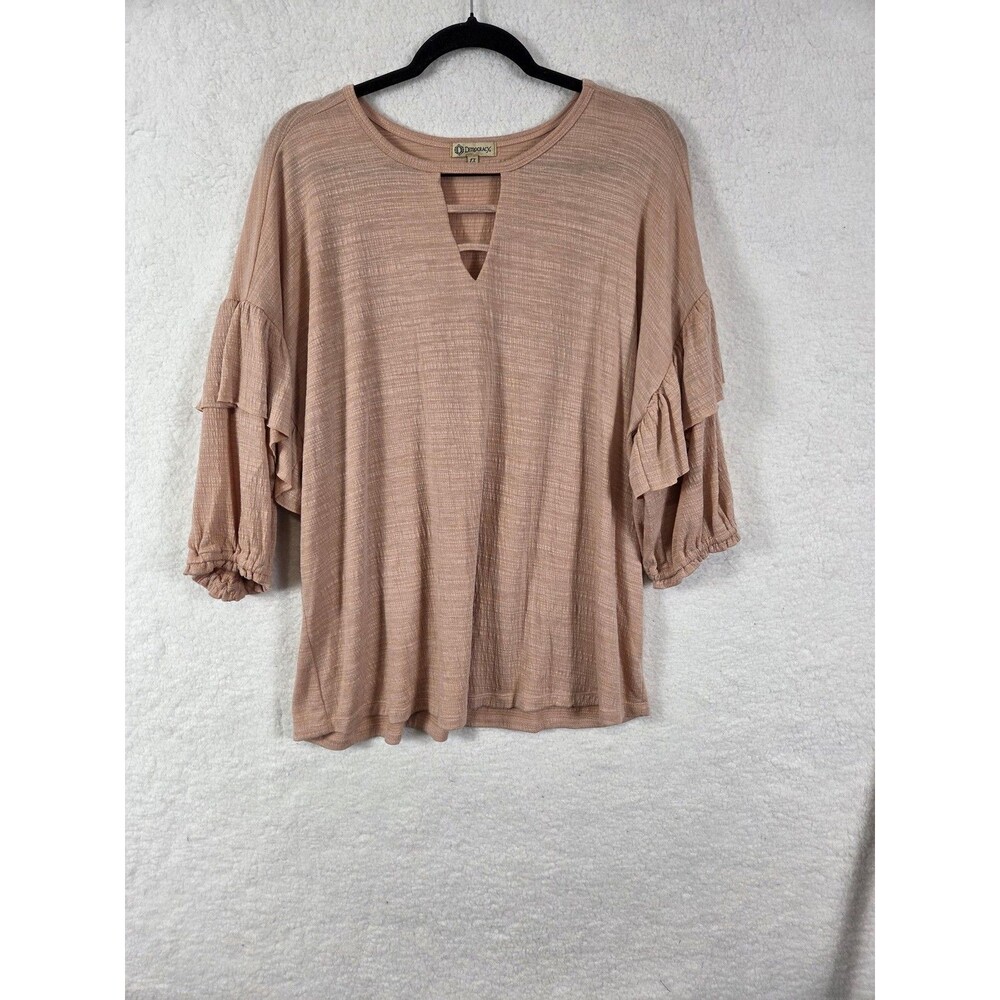 Democracy Tunic‎ Blouse Womens 1X Beige Textured Knit Ruffle Bell Sleeve Keyhole